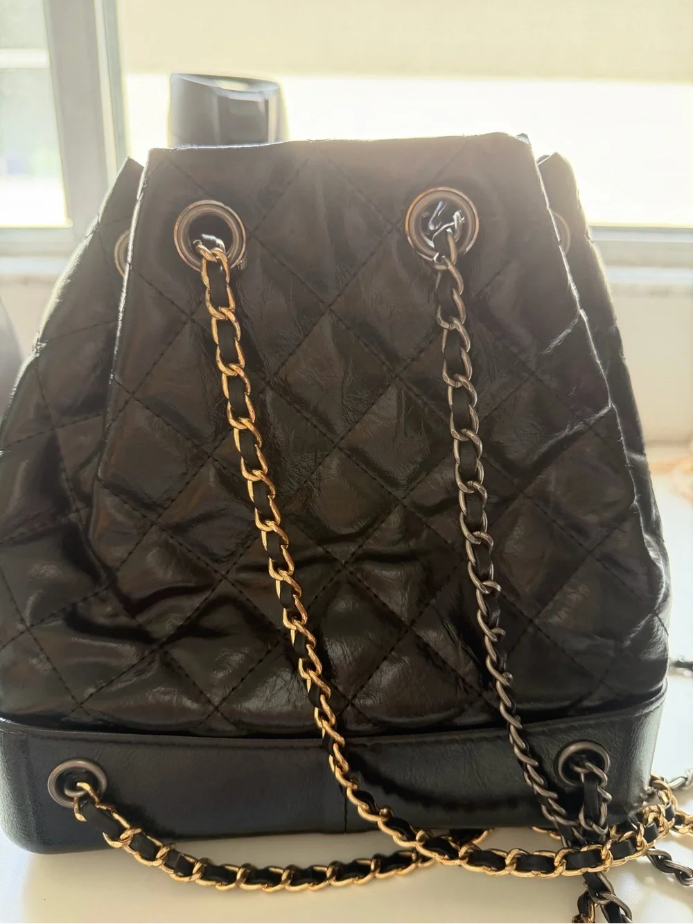 N/A stylish black